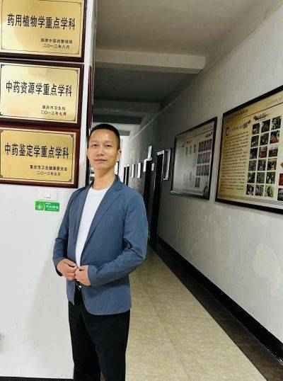 北京宗筋堂中医研究院 院长张元刚